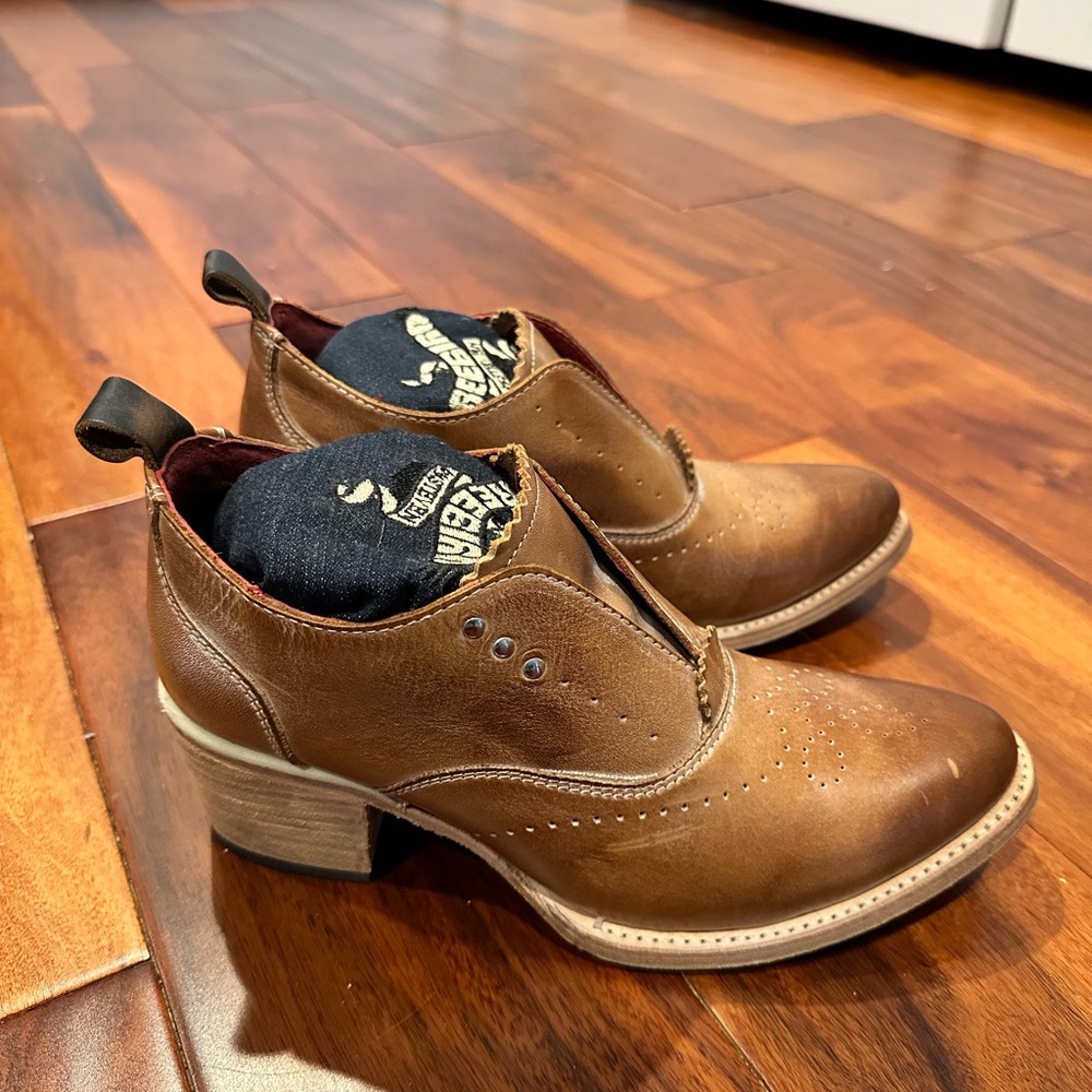 Freebird Tan Sadie Bootie Size 7